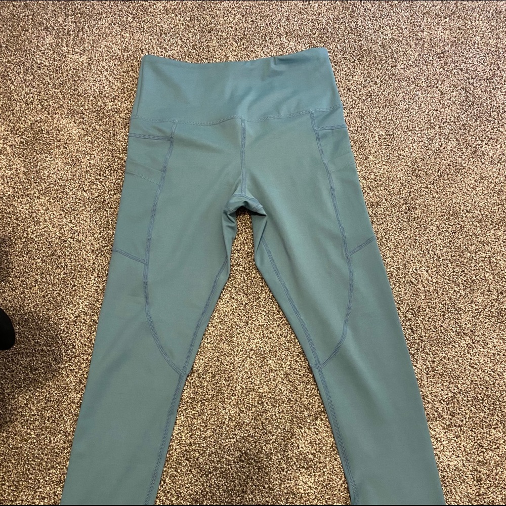 Zyia light n tight leggings 17”
